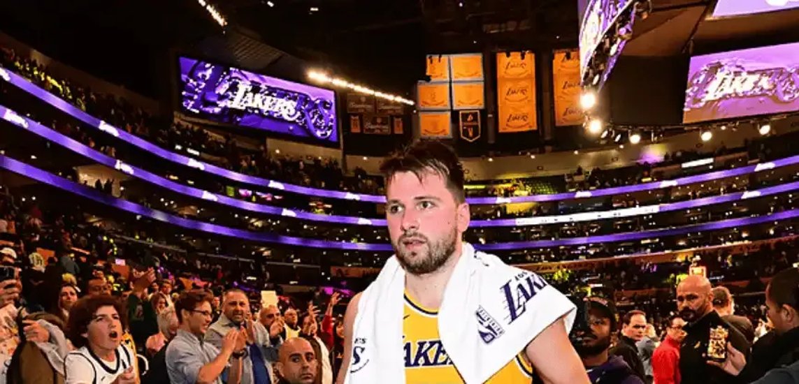 开云体育官方网站-华尔夫斯明星球员受伤，对球队影响不容小觑的简单介绍