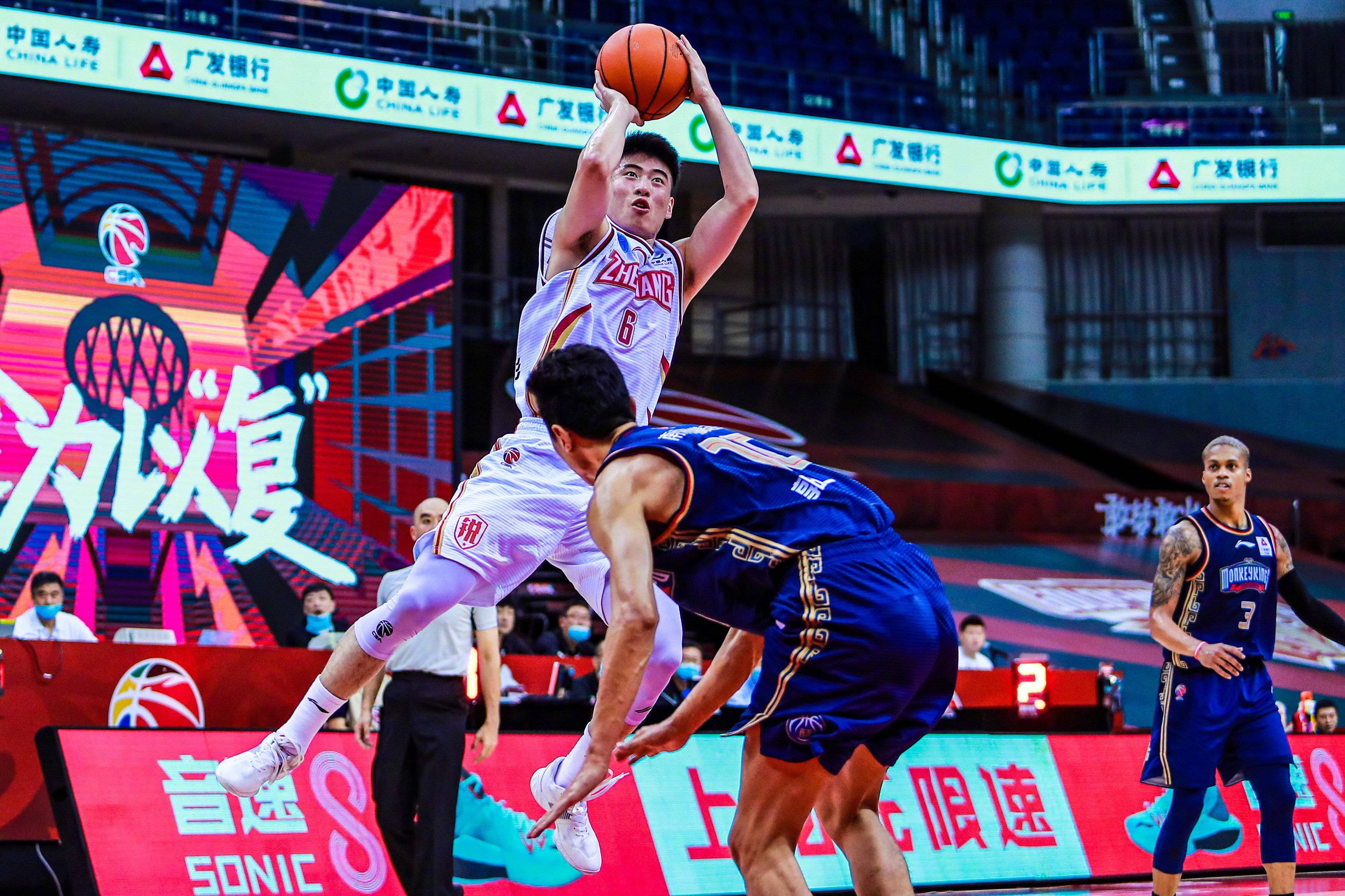 开云官方app入口-76人队全华班获胜，士气大涨