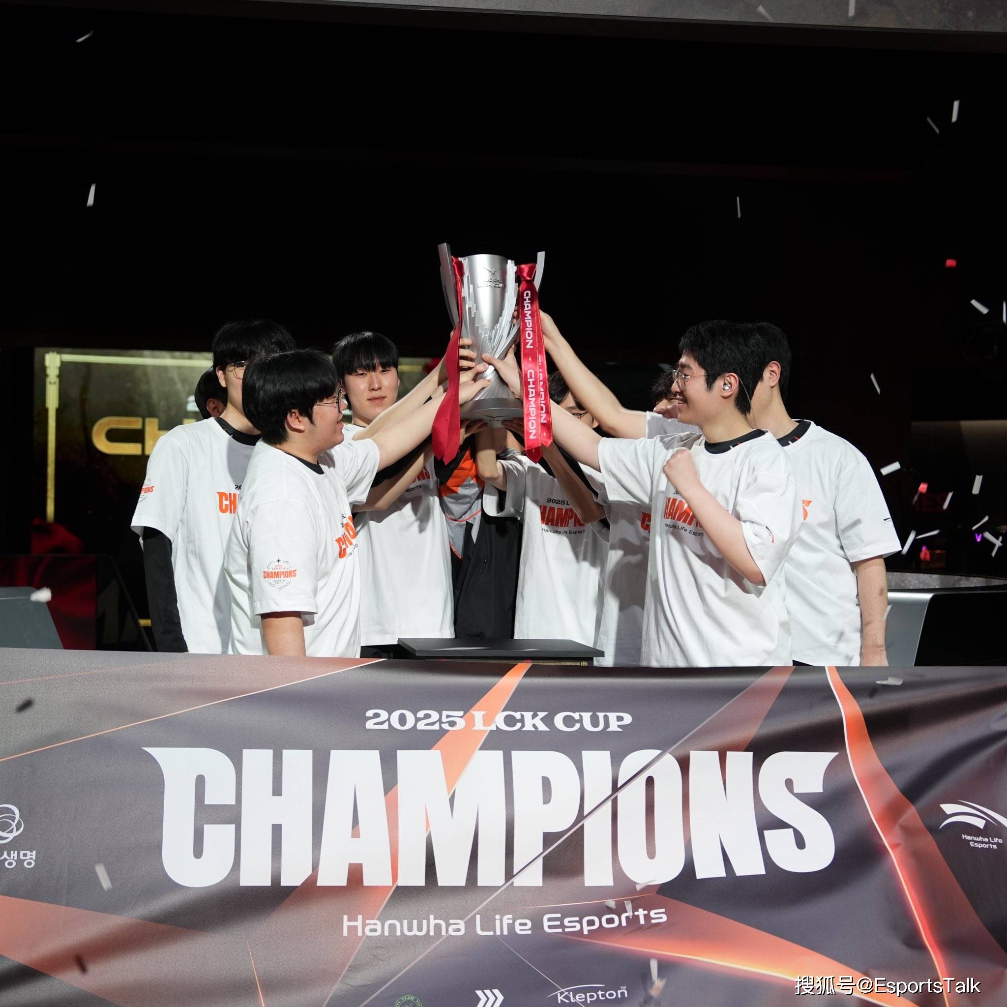 开云体育入口-G2力克DK,Perkz单局斩获MVP峡谷大战全球总决赛,让粉丝疯狂欢呼