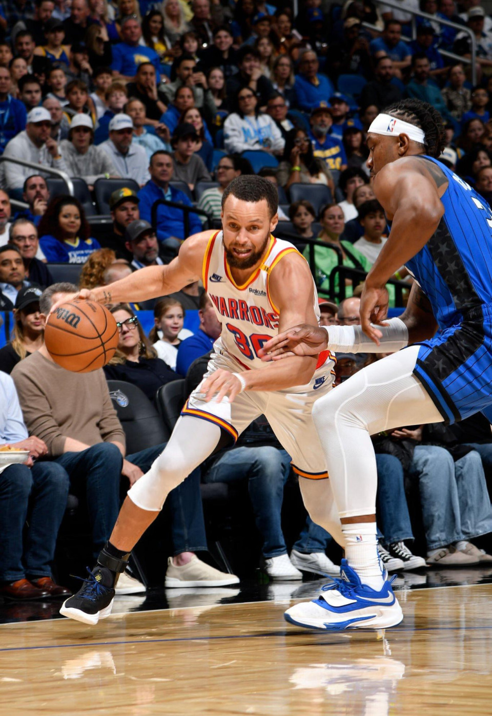 开云体育APP下载-勇士再胜猛龙,取得连胜