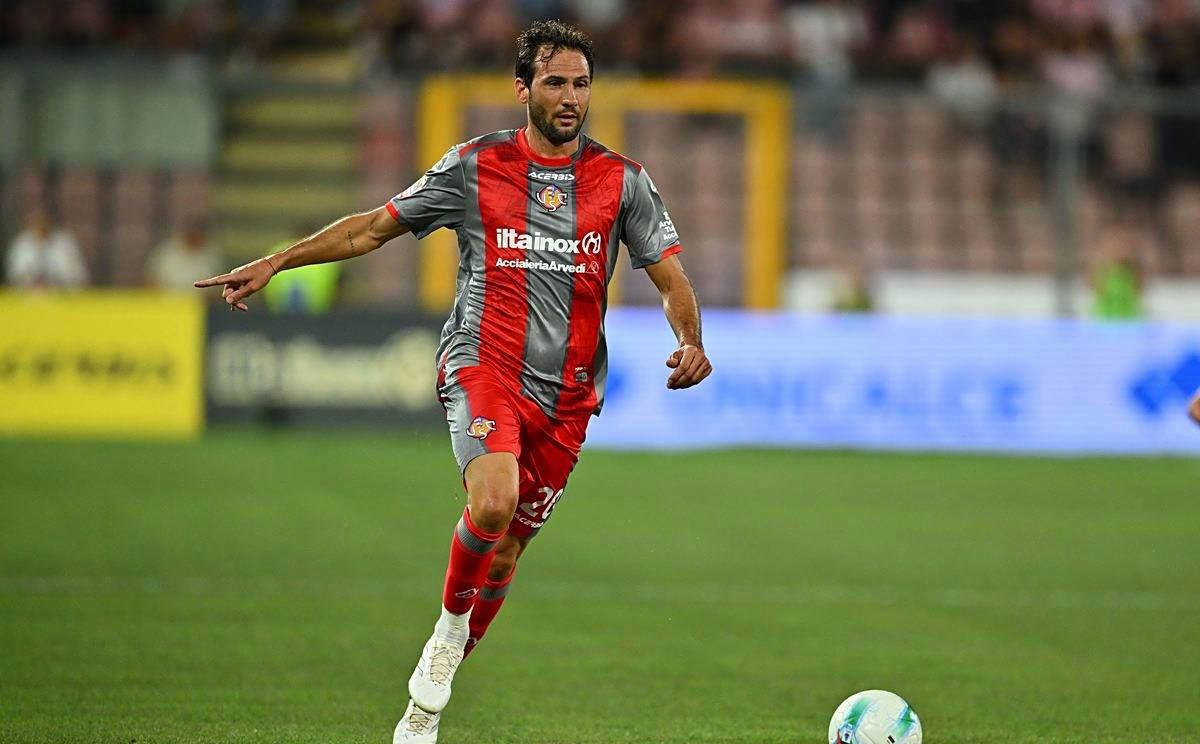 开云体育平台APP-萨索洛较量惨败，陷入略显低迷局面