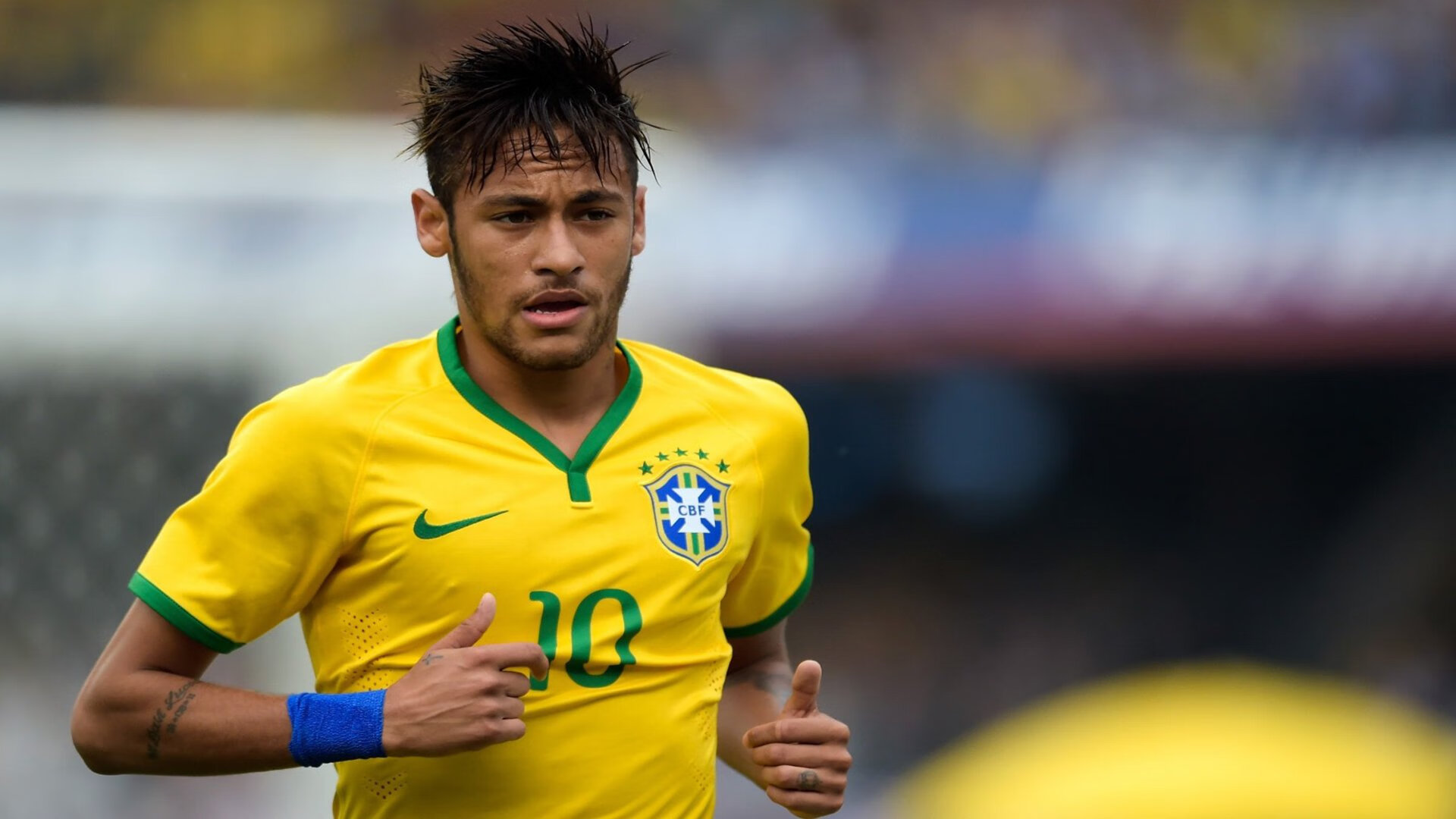 开云体育官网-双喜临门！巴黎轻取多特锁定头名，布鲁诺神级助攻刷新历史纪录